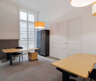 Bureau privé 32 m² 6 postes Coworking Rue des Petits Champs Paris 75002 - photo 9